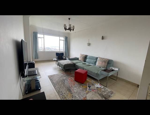 2.5 BEDROOM APARTMENT TO LET IN GLENWOOD